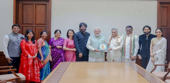 Nagarjuna and family meet the PM Nagarjuna and family meet the PM