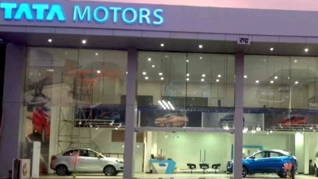 According to Chandra, the mainstream EV adoption will take place when the 400 km range is available in the lower segment cars. According to Chandra, the mainstream EV adoption will take place when the 400 km range is available in the lower segment cars.