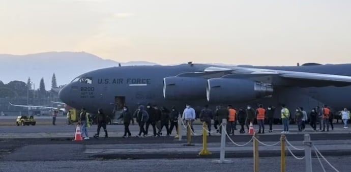 116 deported Indians return from US 116 deported Indians return from US