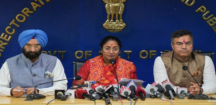 Delhi CM Rekha Gupta announced the portfolios of her ministers Delhi CM Rekha Gupta announced the portfolios of her ministers