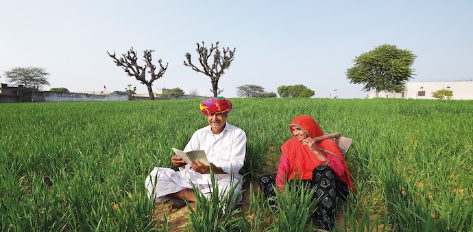 It is mandatory for PM Kisan registered Farmers to complete eKYC. OTP-based eKYC can be done on the PMKISAN portal, or individuals can visit their nearest Common Service Centres for Biometric-based eKYC verification. It is mandatory for PM Kisan registered Farmers to complete eKYC. OTP-based eKYC can be done on the PMKISAN portal, or individuals can visit their nearest Common Service Centres for Biometric-based eKYC verification.