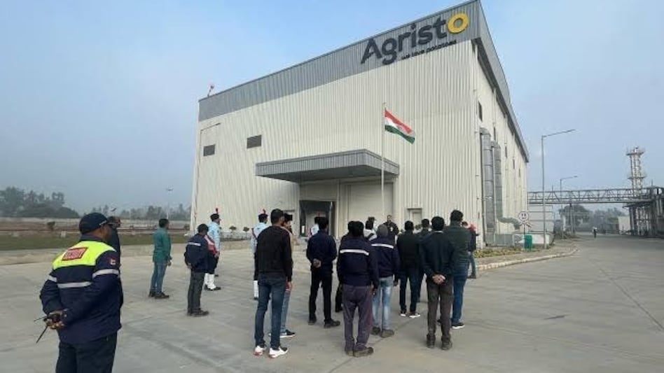 Agristo Masa has been encouraging farmers of Bijnor and its surrounding districts like Moradabad and Hapur, known for sugarcane cultivation, to cultivate potatoes. Agristo Masa has been encouraging farmers of Bijnor and its surrounding districts like Moradabad and Hapur, known for sugarcane cultivation, to cultivate potatoes.