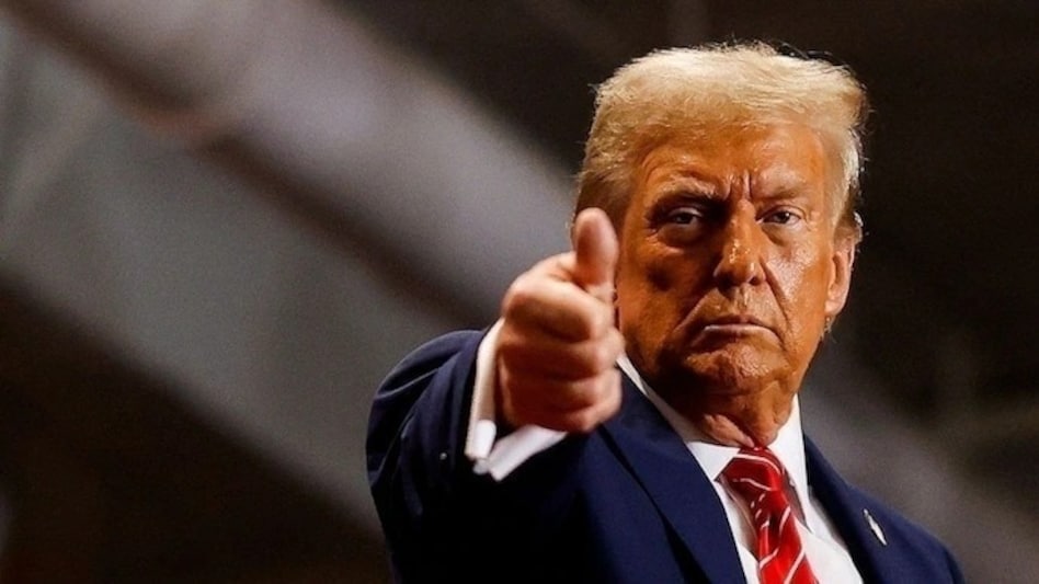 US President Donald Trump pauses military aid to Ukraine US President Donald Trump pauses military aid to Ukraine