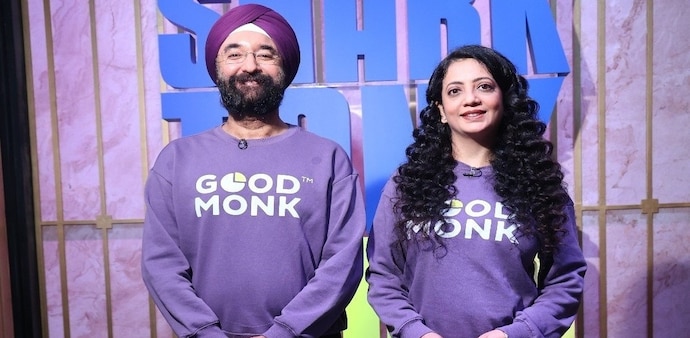 Vineeta Singh pointed out their flawed spending strategy and advised them to cut marketing expenses and bring a celebrity mother as their brand face. Vineeta Singh pointed out their flawed spending strategy and advised them to cut marketing expenses and bring a celebrity mother as their brand face.