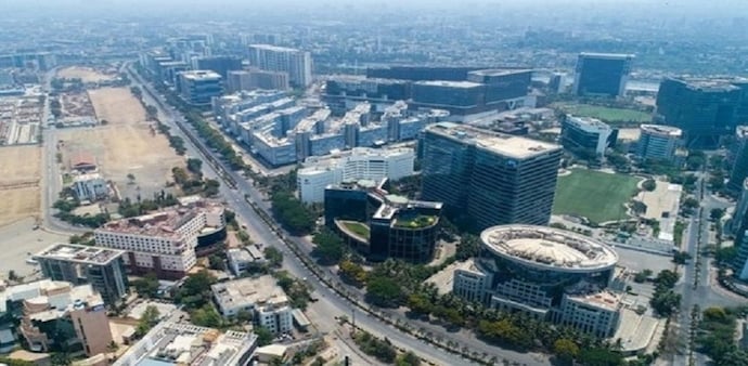 While Mumbai’s commercial real estate market sees periodic fluctuations, BKC’s ability to attract top-tier global players like Apple and Tesla reinforces its position as a premier business destination. While Mumbai’s commercial real estate market sees periodic fluctuations, BKC’s ability to attract top-tier global players like Apple and Tesla reinforces its position as a premier business destination.