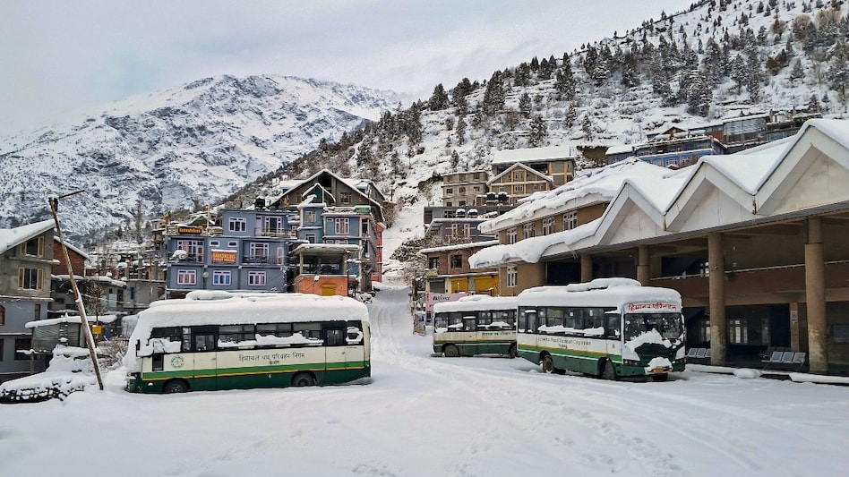Himachal Pradesh weather alert: IMD predicts thunderstorms and snowfall Himachal Pradesh weather alert: IMD predicts thunderstorms and snowfall