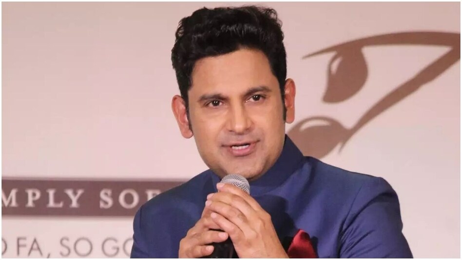 Lyricist and screenwriter Manoj Muntashir Lyricist and screenwriter Manoj Muntashir