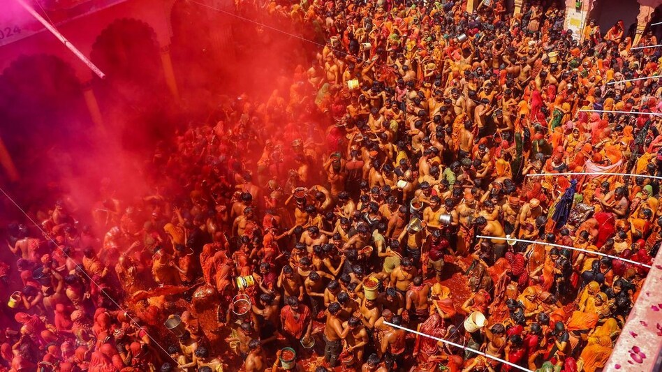 From Mathura to Mecca: Indian travellers blend culture and leisure this Holi weekend From Mathura to Mecca: Indian travellers blend culture and leisure this Holi weekend