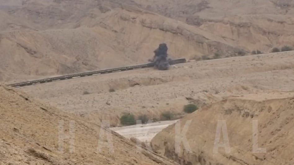 Pakistan train hijack: 33 militants who held the passengers hostage were eliminated Pakistan train hijack: 33 militants who held the passengers hostage were eliminated