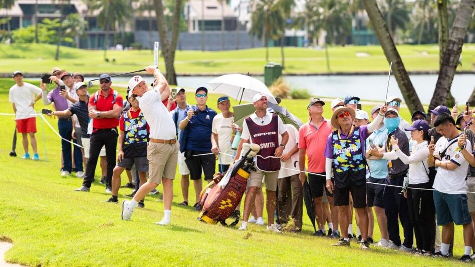 Ripper GC captain and former Open winner Cameron Smith of Australia in action on day one of LIV Golf Singapore at the Sentosa Golf Club on March 14. (Image courtesy: livgolf.com) Ripper GC captain and former Open winner Cameron Smith of Australia in action on day one of LIV Golf Singapore at the Sentosa Golf Club on March 14. (Image courtesy: livgolf.com)