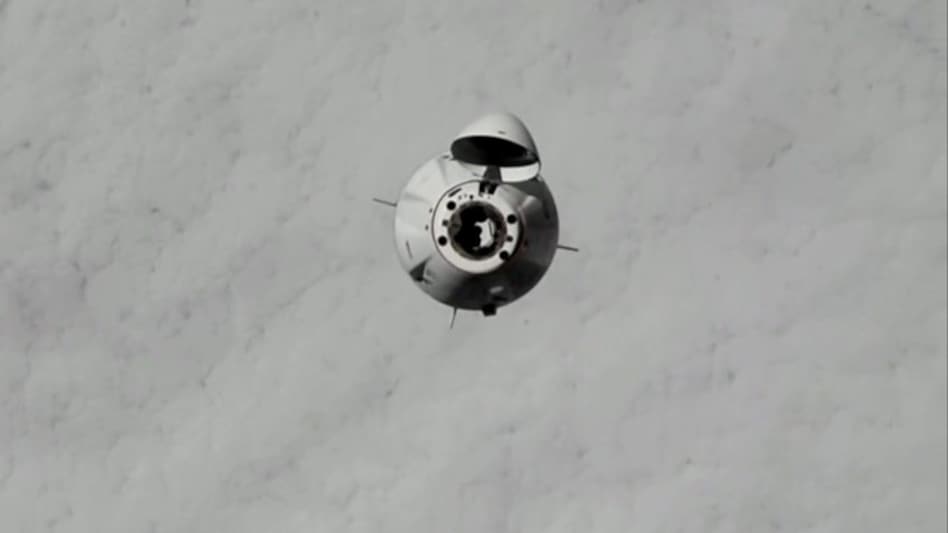 The two will now return on a SpaceX capsule no earlier than Wednesday, March 19, weather permitting at splashdown sites off Florida. The two will now return on a SpaceX capsule no earlier than Wednesday, March 19, weather permitting at splashdown sites off Florida.