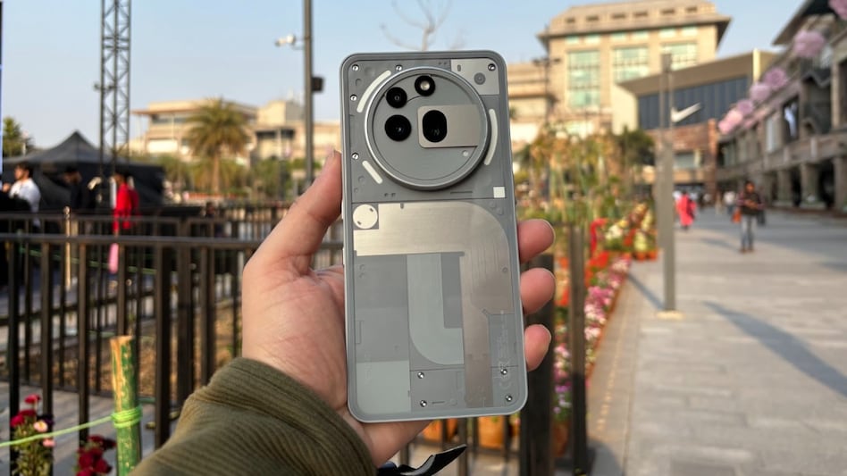 Nothing Phone (3a) Pro review: More than just a flashy mid ranger ...