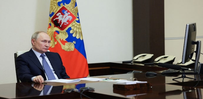 Russia-Ukraine war: Moscow wants 'ironclad' guarantees before peace talks with Kyiv Russia-Ukraine war: Moscow wants 'ironclad' guarantees before peace talks with Kyiv
