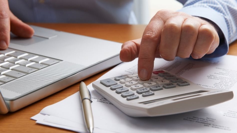 A brokerage calculator is an online tool that helps investors calculate the total cost of a trade A brokerage calculator is an online tool that helps investors calculate the total cost of a trade