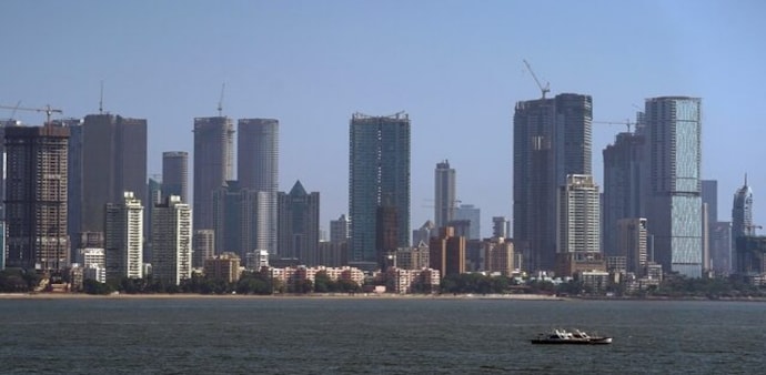 Knight Frank report reveals how much real estate you can buy in Mumbai with Rs 8 crore Knight Frank report reveals how much real estate you can buy in Mumbai with Rs 8 crore