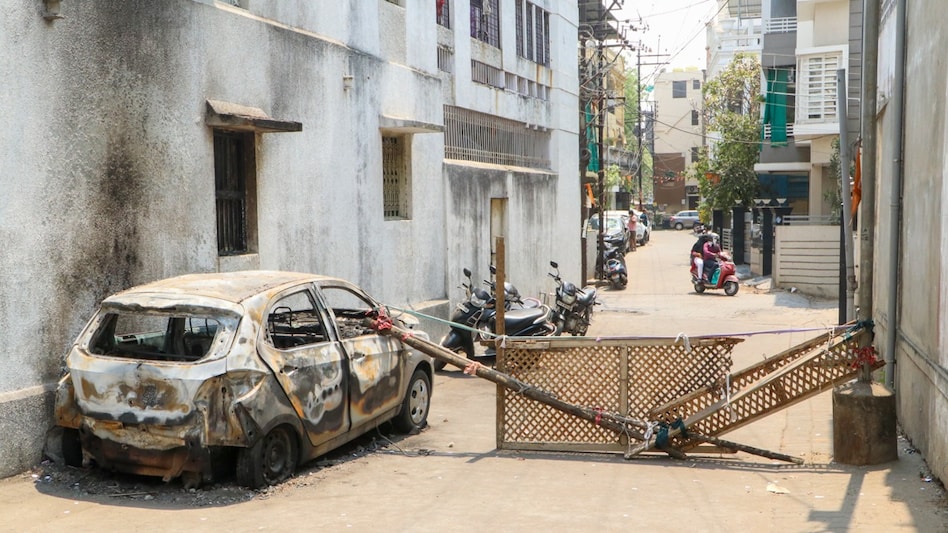 Nagpur violence: Cyber department investigating instigating posts online Nagpur violence: Cyber department investigating instigating posts online