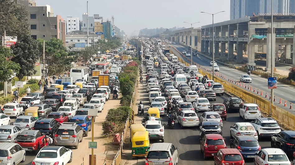 Bengaluru man goes on lengthy rant about why living in the city has become irritable Bengaluru man goes on lengthy rant about why living in the city has become irritable