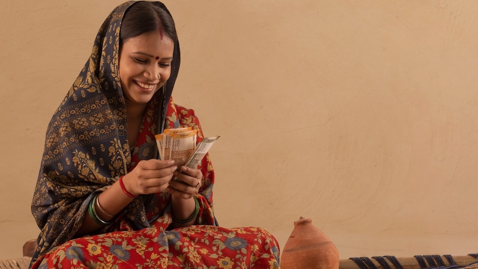 The MSSC stands out with its stable 7.5% fixed interest rate, providing a safe option for individuals looking to save quickly without facing market uncertainties. The MSSC stands out with its stable 7.5% fixed interest rate, providing a safe option for individuals looking to save quickly without facing market uncertainties.