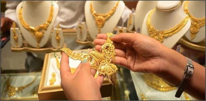 Gold has surged 17% since December 18, jumping from around $2,620 to a high of $3,065 an ounce. Gold has surged 17% since December 18, jumping from around $2,620 to a high of $3,065 an ounce.