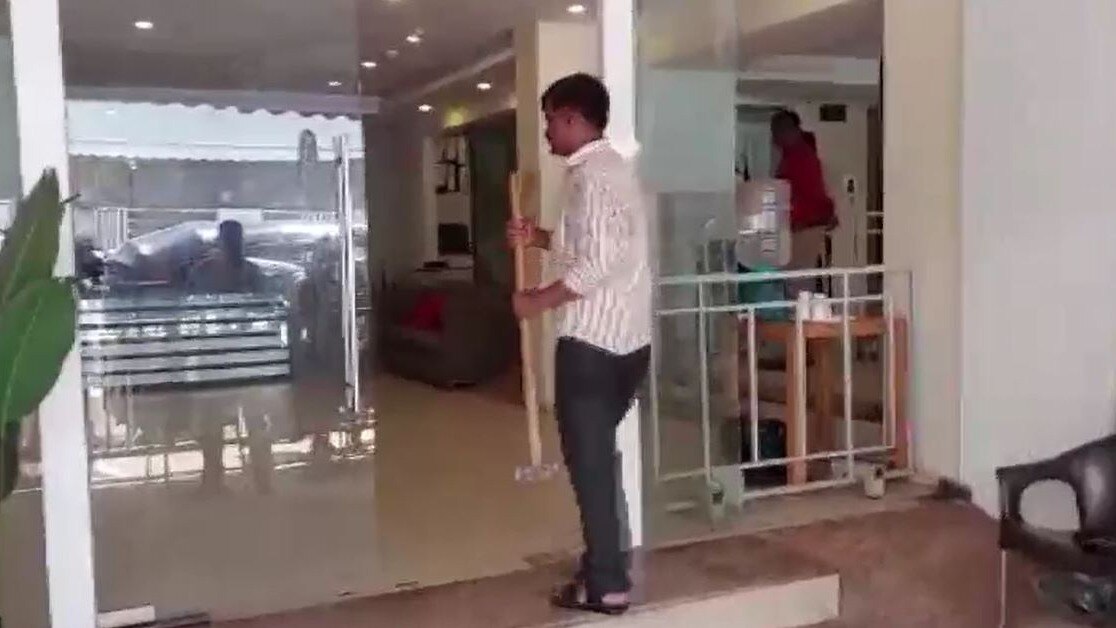 Kunal Kamra row: Officials demolish parts of Mumbai studio Kunal Kamra row: Officials demolish parts of Mumbai studio