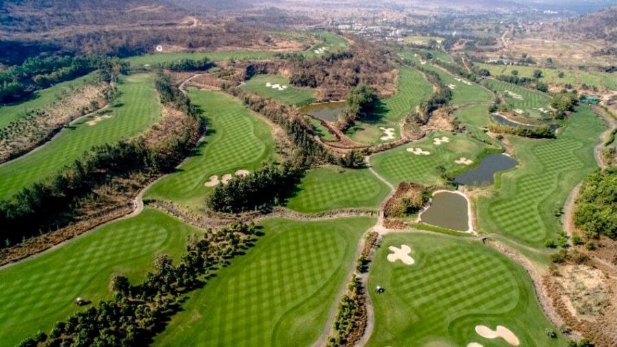 A birds-eye view of Pune’s Oxford Golf Resort. Image courtesy oxfordgolfresort.com. A birds-eye view of Pune’s Oxford Golf Resort. Image courtesy oxfordgolfresort.com.