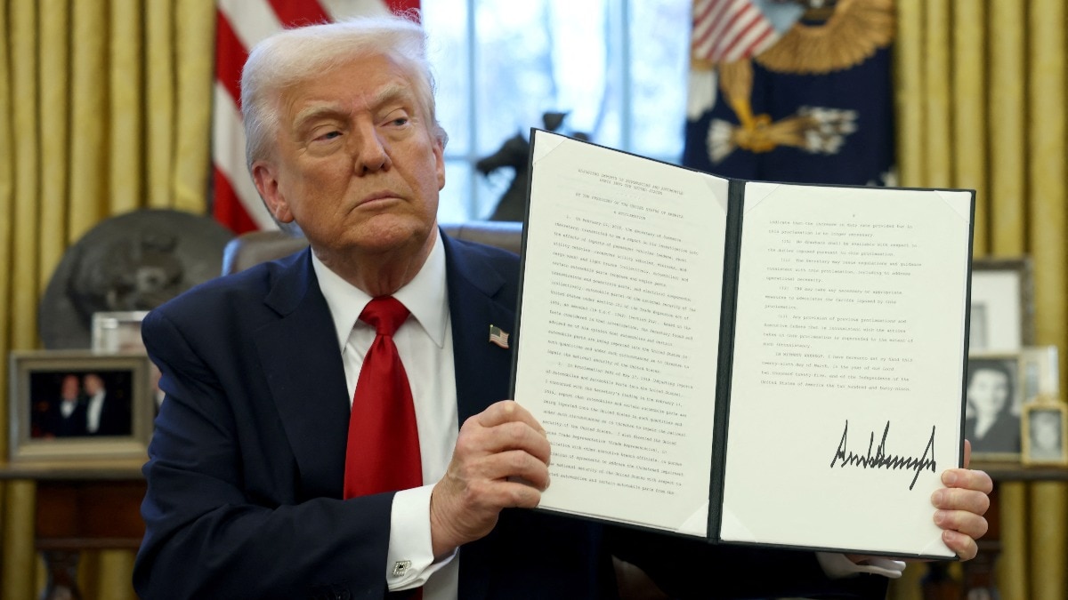 Trump announces 25% auto tariffs; Japan says will respond appropriately Trump announces 25% auto tariffs; Japan says will respond appropriately