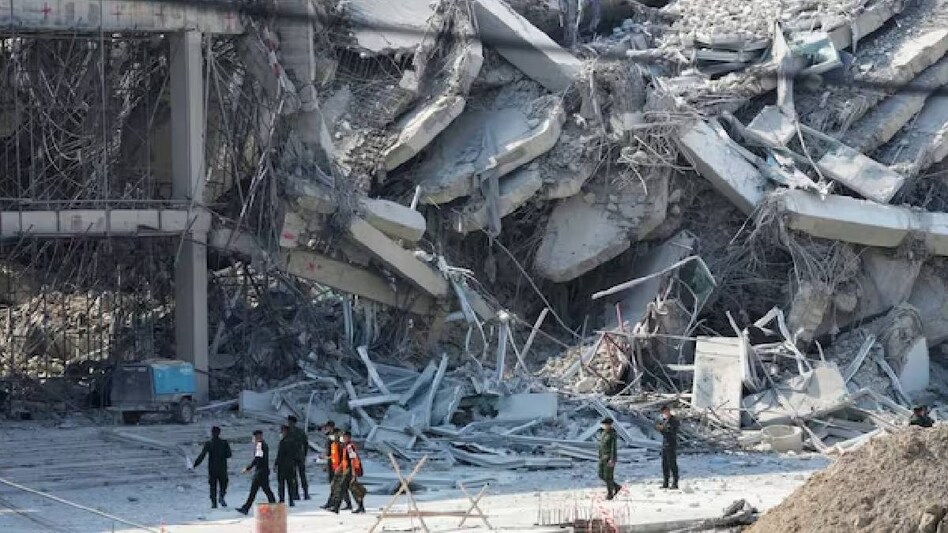 Powerful 7.7 quake hits Myanmar, US warns toll could exceed 10,000 amid crisis appeal Powerful 7.7 quake hits Myanmar, US warns toll could exceed 10,000 amid crisis appeal