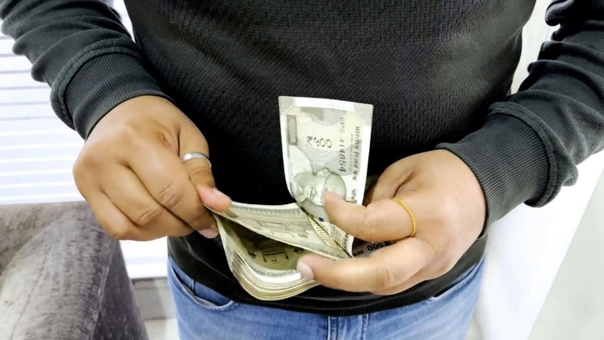 Saurabh Mukherjea says 5–10% of middle-class Indians are in a debt spiral, with many unlikely to repay Saurabh Mukherjea says 5–10% of middle-class Indians are in a debt spiral, with many unlikely to repay