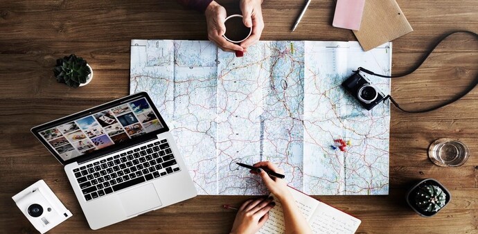 Study abroad only for the rich? Reddit post sparks debate on class divide and isolation Study abroad only for the rich? Reddit post sparks debate on class divide and isolation