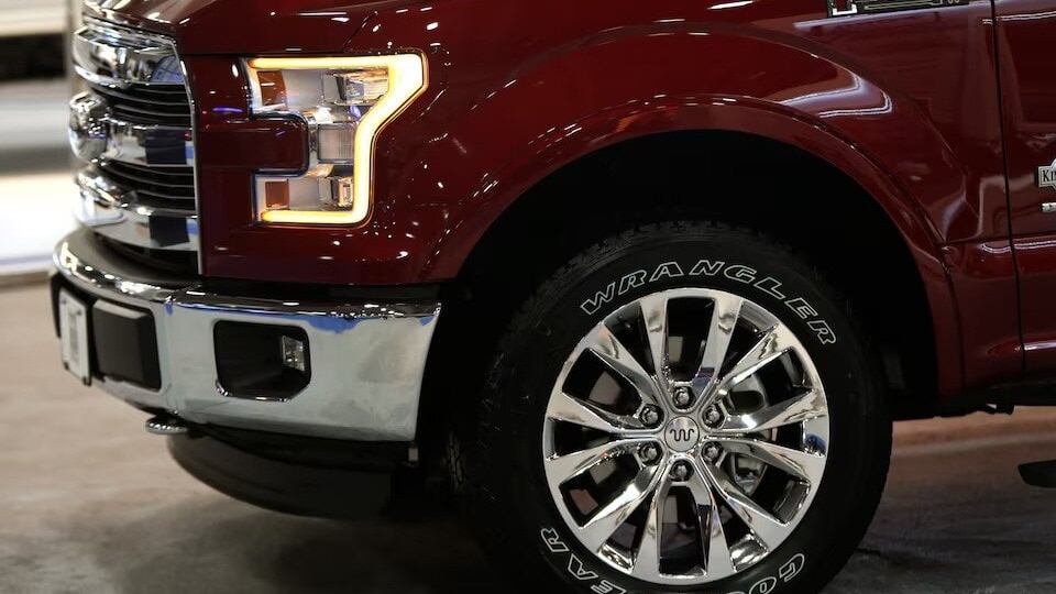 US President Donald Trump's announcement of imposing 25% tariffs on auto imports had a noticeable effect on the stock prices of major automakers globally last week, including in India. US President Donald Trump's announcement of imposing 25% tariffs on auto imports had a noticeable effect on the stock prices of major automakers globally last week, including in India.