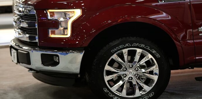 US President Donald Trump's announcement of imposing 25% tariffs on auto imports had a noticeable effect on the stock prices of major automakers globally last week, including in India. US President Donald Trump's announcement of imposing 25% tariffs on auto imports had a noticeable effect on the stock prices of major automakers globally last week, including in India.