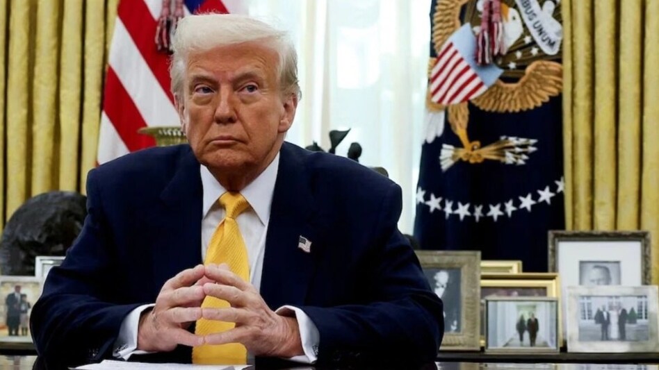 On Wednesday, Wall Street's primary indices declined due to investor concerns over the potential consequences of the extensive tariffs imposed by U.S. President Donald Trump. On Wednesday, Wall Street's primary indices declined due to investor concerns over the potential consequences of the extensive tariffs imposed by U.S. President Donald Trump.