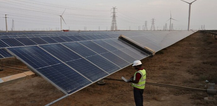Suzlon Energy share price: The scrip traded lower than the 5-day, 10-, 100-, 150-day and 200-day simple moving averages (SMAs) but higher than the 20-day, 30-day and 50-day SMAs. Suzlon Energy share price: The scrip traded lower than the 5-day, 10-, 100-, 150-day and 200-day simple moving averages (SMAs) but higher than the 20-day, 30-day and 50-day SMAs.