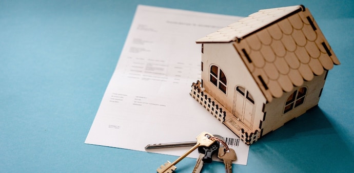 While the luxury segment expands, supply of affordable and mid-income housing is shrinking. While the luxury segment expands, supply of affordable and mid-income housing is shrinking.