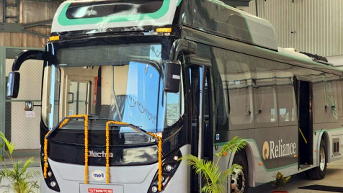 Olectra Greentech share price: An analyst said the counter is displaying preliminary indications of a potential trend reversal. Olectra Greentech share price: An analyst said the counter is displaying preliminary indications of a potential trend reversal.