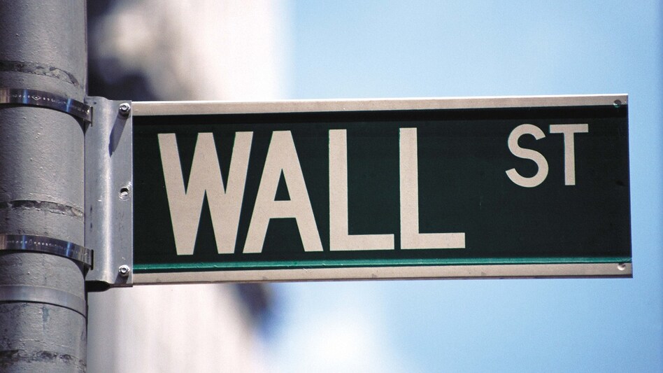 Experts feel it’s worth considering diversification via ETFs or index funds if picking individual stocks feels overwhelming. Experts feel it’s worth considering diversification via ETFs or index funds if picking individual stocks feels overwhelming.