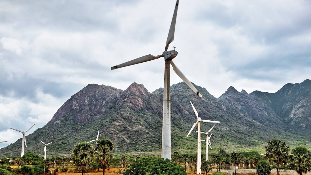 Greening the Field: India’s ambitious target of 500 GW non-fossil fuel capacity by 2030 will require extensive effort. Greening the Field: India’s ambitious target of 500 GW non-fossil fuel capacity by 2030 will require extensive effort.