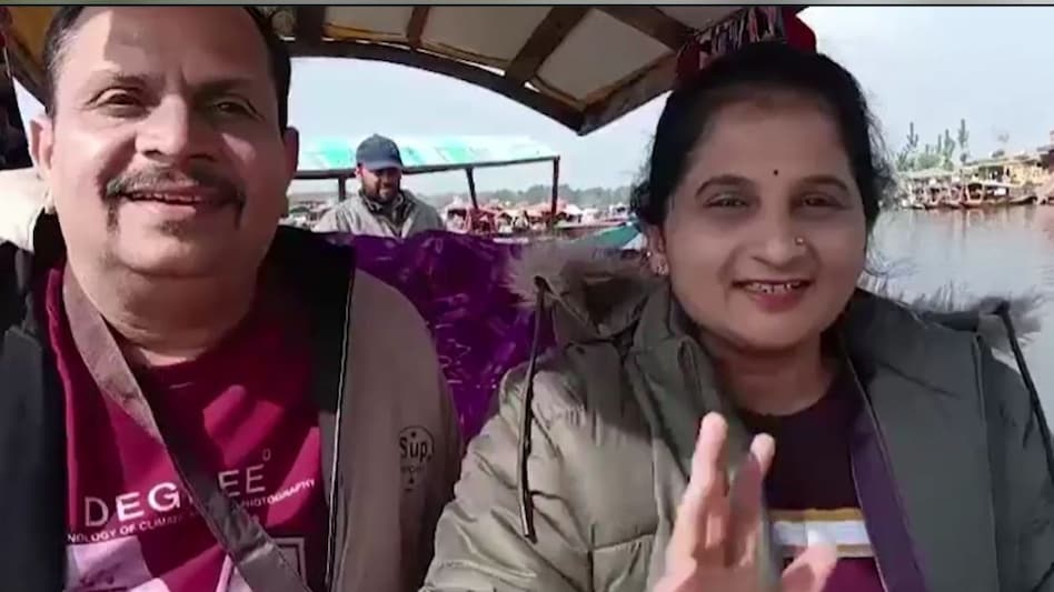 Shivamogga man killed in Pahalgam terror attack; wife says Hindus targeted, urges airlifting of body Shivamogga man killed in Pahalgam terror attack; wife says Hindus targeted, urges airlifting of body