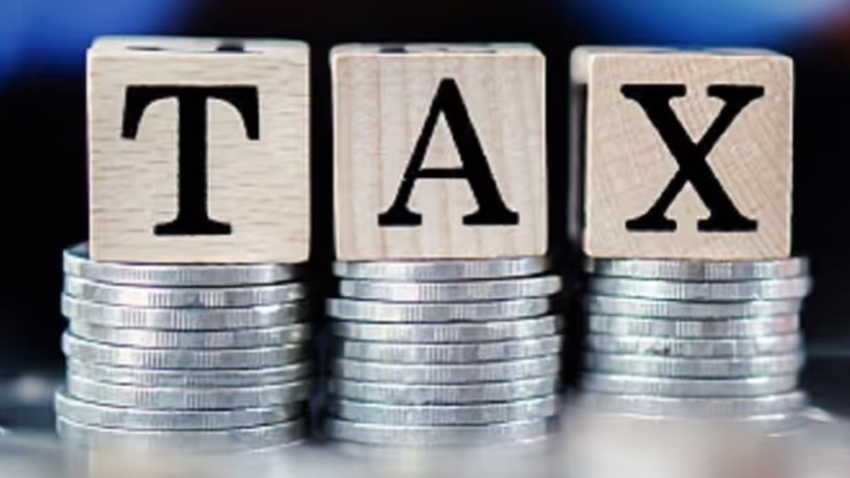 The government's tax refunds reached an unprecedented Rs 4,76,743 crore. The government's tax refunds reached an unprecedented Rs 4,76,743 crore.