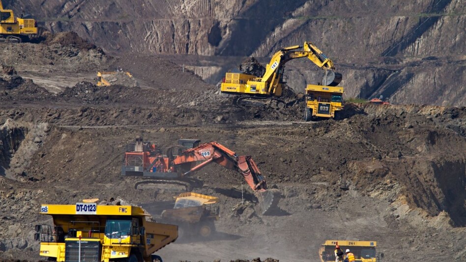India’s coal import burden has been increasing steadily India’s coal import burden has been increasing steadily
