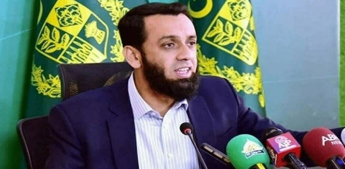 He said that Pakistan itself had been a victim of terrorism and always condemned it in all its forms and manifestations. He said that Pakistan itself had been a victim of terrorism and always condemned it in all its forms and manifestations.