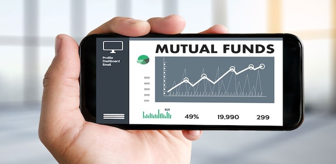 Quant Mutual Fund (MF) saw a decrease in its quarterly average assets under management (QAAUM) for the first time in December 2024 since June 2020. Quant Mutual Fund (MF) saw a decrease in its quarterly average assets under management (QAAUM) for the first time in December 2024 since June 2020.