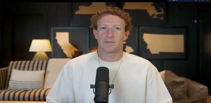 Mark Zuckerberg's big announcement, AI Llama is coming to the market to compete with ChatGPT Mark Zuckerberg's big announcement, AI Llama is coming to the market to compete with ChatGPT