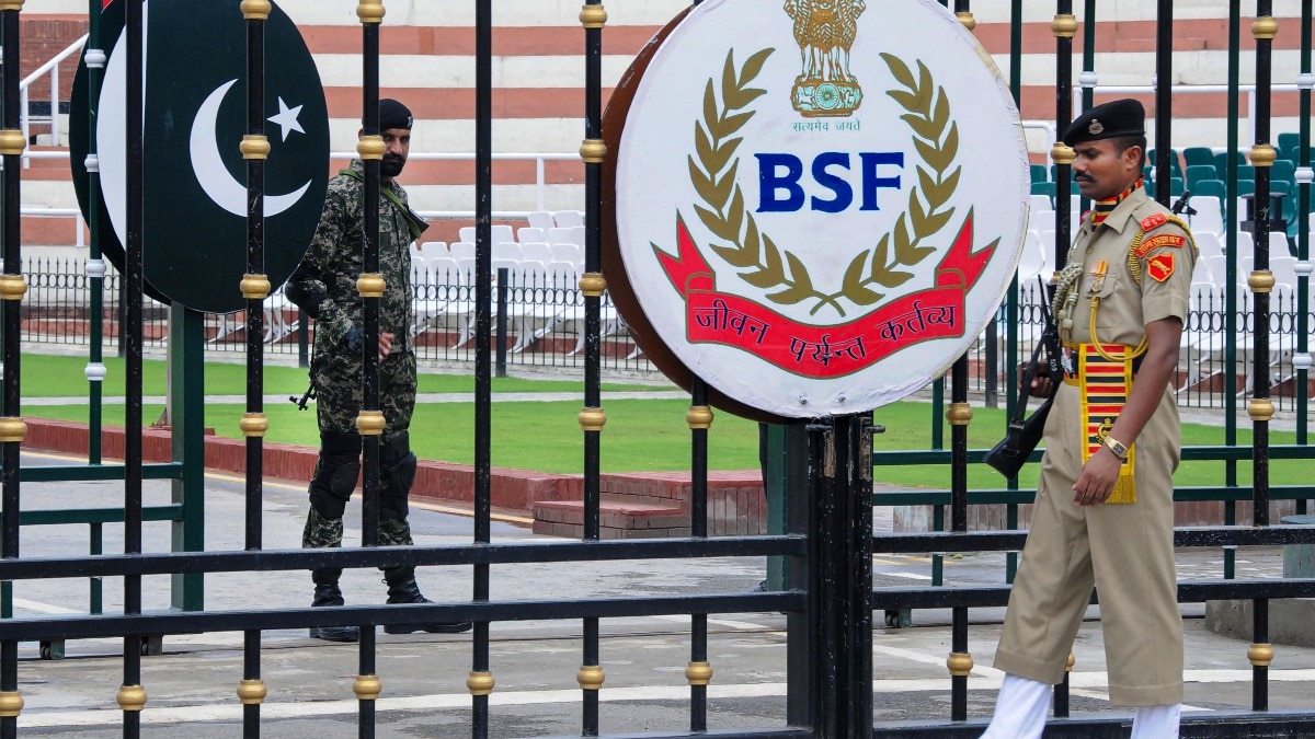 Attari-Wagah border shuts completely Attari-Wagah border shuts completely