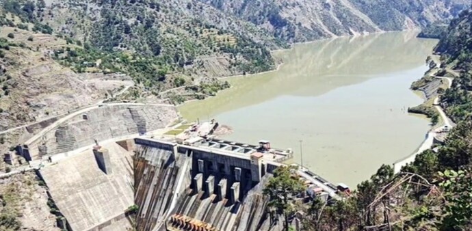 India cuts water flow through Baglihar dam India cuts water flow through Baglihar dam