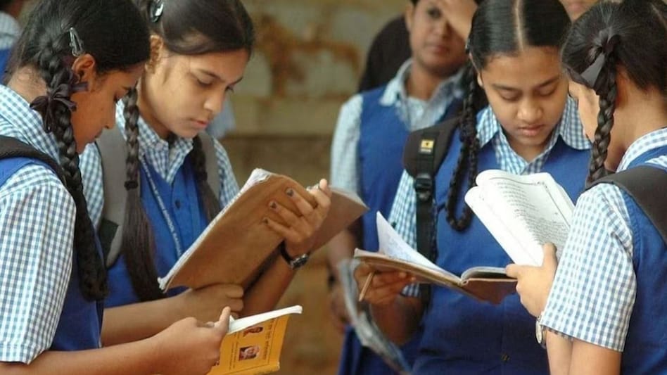 In terms of evaluation, CBSE continues to adopt the Relative Grading system. In terms of evaluation, CBSE continues to adopt the Relative Grading system.