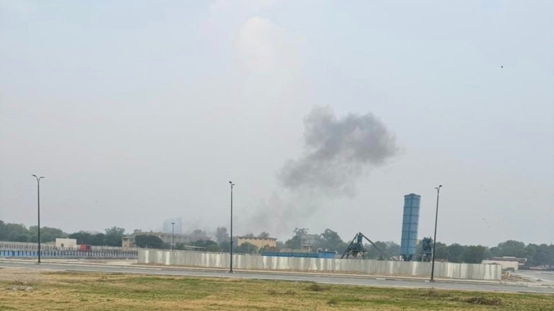 Residents in these areas reported hearing two loud bangs and seeing clouds of smoke outline the skies, prompting panic and evacuations. Residents in these areas reported hearing two loud bangs and seeing clouds of smoke outline the skies, prompting panic and evacuations.