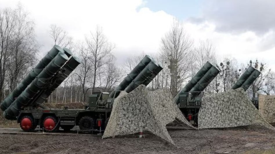 India strikes deep inside Pakistan, hits Lahore, Sialkot India strikes deep inside Pakistan, hits Lahore, Sialkot