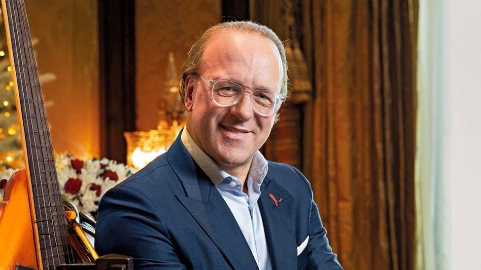 Stéphane de La Faverie, President & CEO, The Estée Lauder Companies, on the Indian market and taking Forest Essentials global. Stéphane de La Faverie, President & CEO, The Estée Lauder Companies, on the Indian market and taking Forest Essentials global.