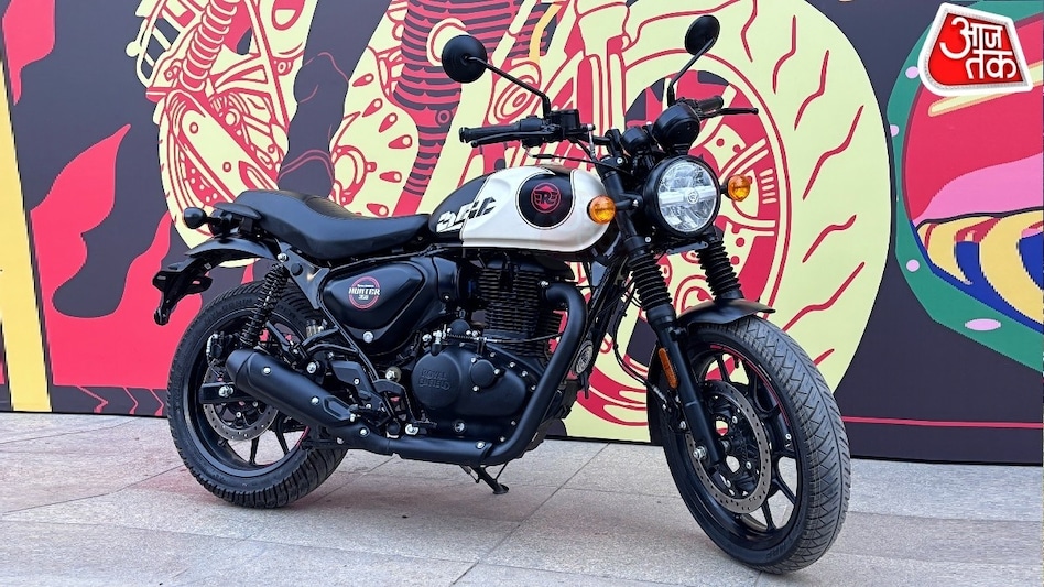 In FY5, Royal Enfield, the manufacturer of the Classic 350, Bullet 350, and Himalayan, achieved a record one million units of sales. In FY5, Royal Enfield, the manufacturer of the Classic 350, Bullet 350, and Himalayan, achieved a record one million units of sales.